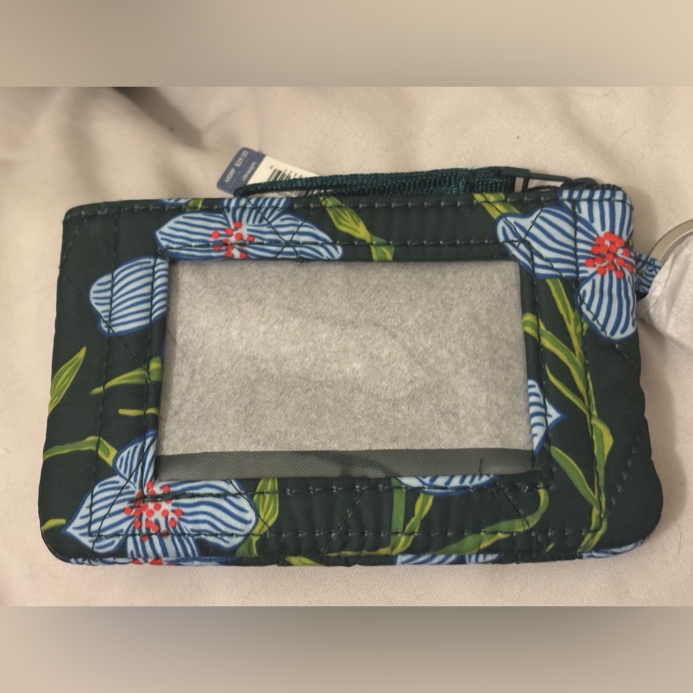 Vera Bradley card holder/ wallet - Picture 5 of 5